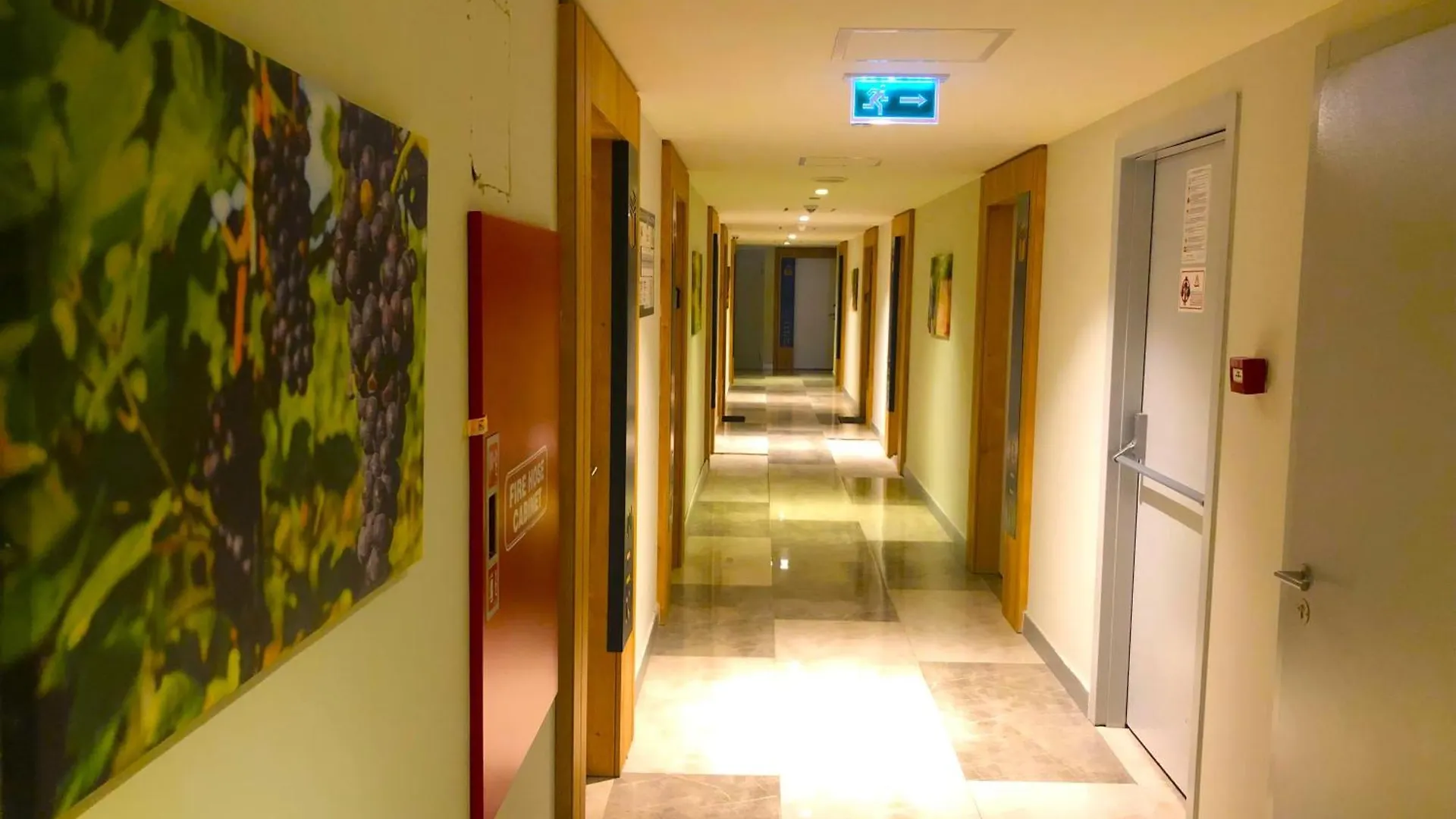 Orbi Hotel Amazing View And Location Batum 0*,