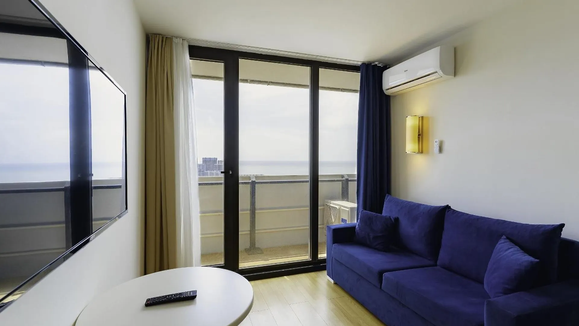 Orbi Hotel Amazing View And Location Batum Apart Otel